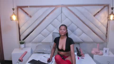 Anell online show from March 2025 04:32:01 AM