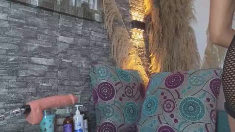 Anell online show from September 2025 03:22:01 AM