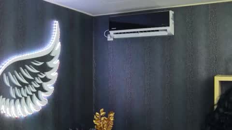 Anne online show from February 2025 09:20:02 PM