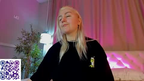 Snapshot of anet_dream chatting on November 2025 04:31:02 PM Anet Dream online show from November 2025 04:31:02 PM