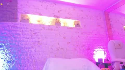 Snapshot of anette_cooper chatting on February 2025 03:12:02 AM anette_cooper online show from February 2025 03:12:02 AM