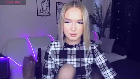 Snapshot of anfisalorns chatting on October 2025 01:01:02 PM Anfisa online show from October 2025 01:01:02 PM