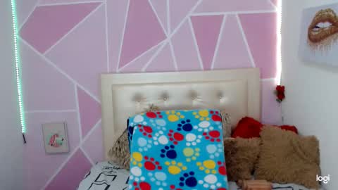 Snapshot of ange_drty chatting on November 2025 04:06:02 PM ange_drty online show from November 2025 04:06:02 PM