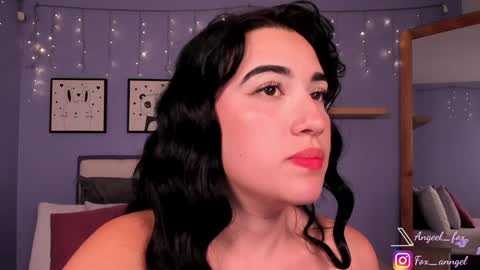 Snapshot of angeel_fox chatting on January 2025 01:32:01 AM Angel online show from January 2025 01:32:01 AM