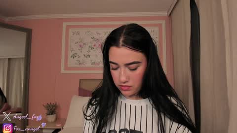 Snapshot of angeel_fox chatting on January 2025 01:37:02 AM Angel online show from January 2025 01:37:02 AM