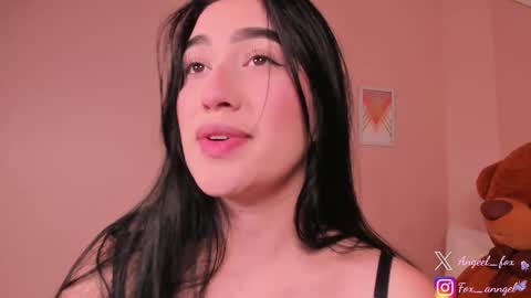 Snapshot of angeel_fox chatting on September 2025 03:00:01 AM Angel online show from September 2025 03:00:01 AM