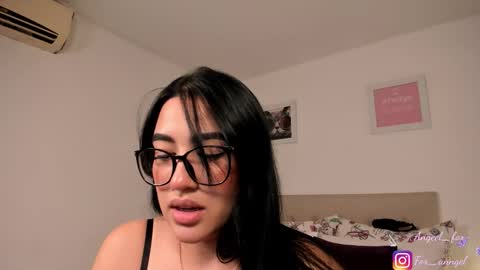 Snapshot of angeel_fox chatting on November 2025 03:28:01 AM Angel online show from November 2025 03:28:01 AM