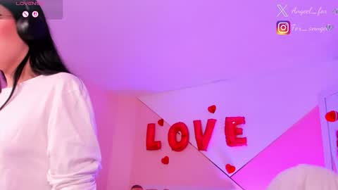 Snapshot of angeel_fox chatting on February 2026 05:03:02 AM Angel online show from February 2026 05:03:02 AM