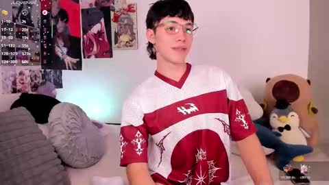 Angel   help me with 100 thumbs up online show from January 2026 08:45:01 PM