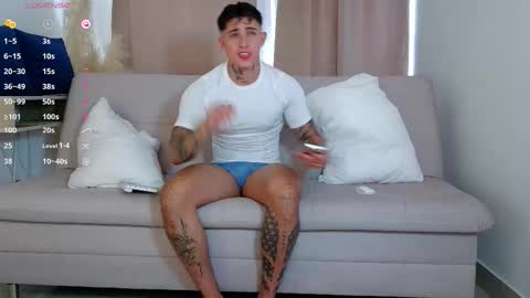 angel_boy01 online show from November 2025 06:56:02 PM