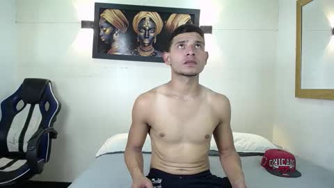 Angel Dusstt online show from December 2025 12:36:02 PM