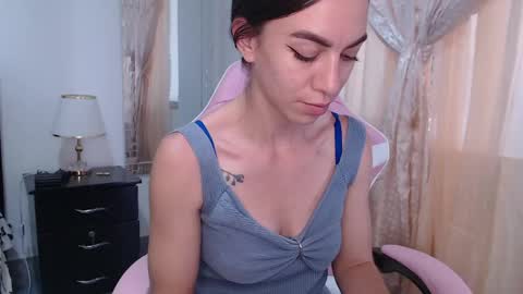 Angel Girl online show from May 2026 04:37:01 PM