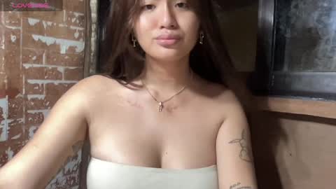 Snapshot of angel_kianna chatting on February 2025 12:35:02 PM callmekianna online show from February 2025 12:35:02 PM