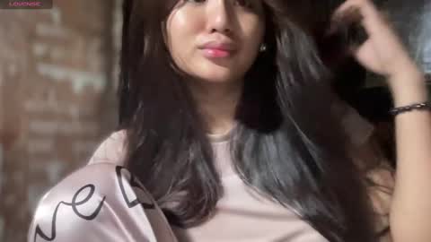 Snapshot of angel_kianna chatting on February 2025 02:41:01 PM callmekianna online show from February 2025 02:41:01 PM