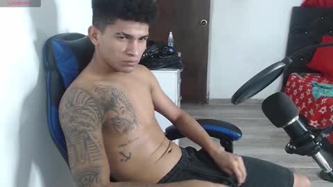 Angel online show from October 2025 09:48:01 PM