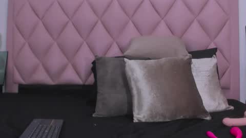 Snapshot of angel_light888 chatting on December 2024 07:52:02 AM Angel online show from December 2024 07:52:02 AM