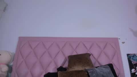 Snapshot of angel_light888 chatting on January 2025 04:44:01 AM Angel online show from January 2025 04:44:01 AM