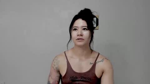 Snapshot of angel_martins chatting on October 2025 03:52:01 PM Angel online show from October 2025 03:52:01 PM