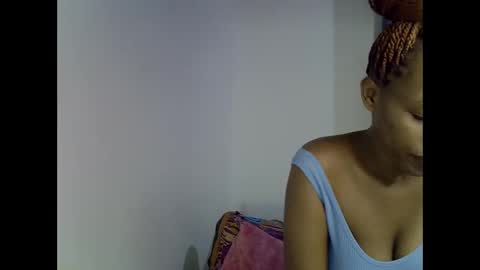 angel_mia5 online show from March 2026 08:20:01 PM