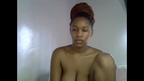 angel_mia5 online show from April 2026 12:41:01 PM