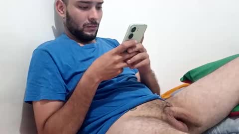 Snapshot of angel_morningstar1 chatting on January 2026 01:09:02 AM ngel online show from January 2026 01:09:02 AM