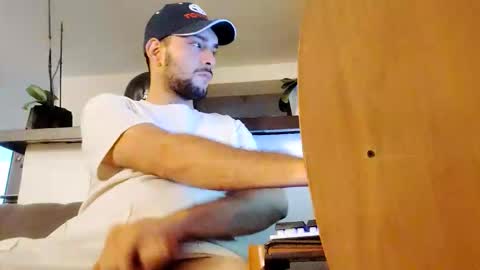 Snapshot of angel_morningstar1 chatting on February 2026 01:09:02 AM ngel online show from February 2026 01:09:02 AM