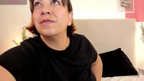 angel_velvet_ online show from November 2025 11:05:02 AM