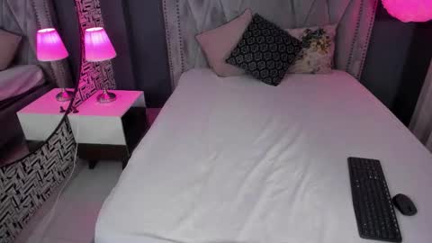 Snapshot of angel_zafiros chatting on February 2026 11:52:01 AM Seortia Angel online show from February 2026 11:52:01 AM