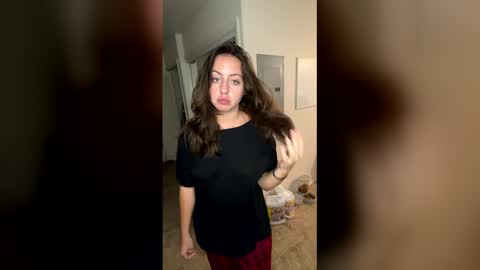 angela_cole online show from February 2026 09:21:02 AM