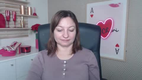 Angela online show from February 2026 06:53:02 AM