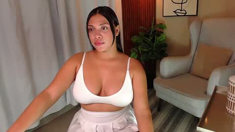 Angela online show from December 2024 06:38:01 PM