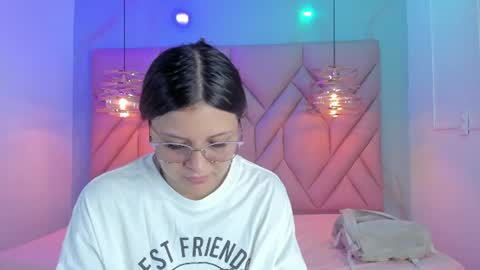 Snapshot of angelaa_cute chatting on June 2026 12:03:02 PM ANGELA online show from June 2026 12:03:02 PM