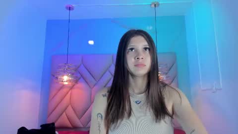 Snapshot of angelaa_cute chatting on July 2026 12:13:01 PM ANGELA online show from July 2026 12:13:01 PM