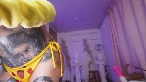 Snapshot of angelacianuro_ chatting on June 2026 02:12:01 AM angelacianuro_ online show from June 2026 02:12:01 AM