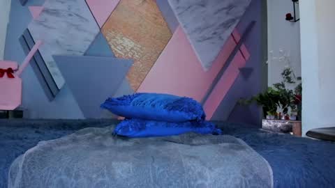 Angela online show from February 2025 06:24:01 AM