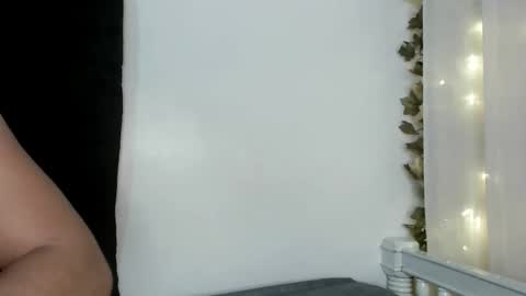 ANGELA online show from September 2025 06:59:02 AM