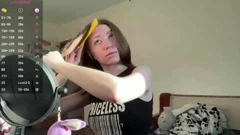 Snapshot of angelassmith chatting on October 2025 04:29:02 AM Angela online show from October 2025 04:29:02 AM