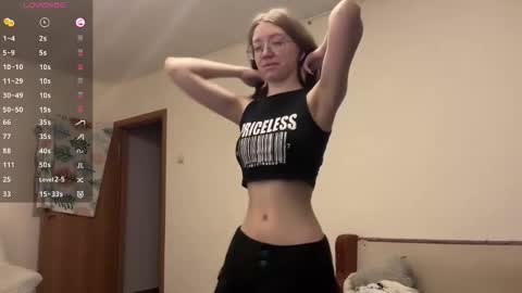 Snapshot of angelassmith chatting on November 2025 04:12:02 AM Angela online show from November 2025 04:12:02 AM