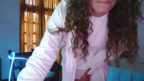 Snapshot of angelbel1e chatting on February 2025 05:04:02 AM Angelbel1e online show from February 2025 05:04:02 AM