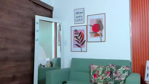 Angel Bennet online show from December 2024 10:16:01 AM