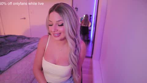 Snapshot of angelcookie chatting on January 2026 04:51:01 AM angelcookie online show from January 2026 04:51:01 AM