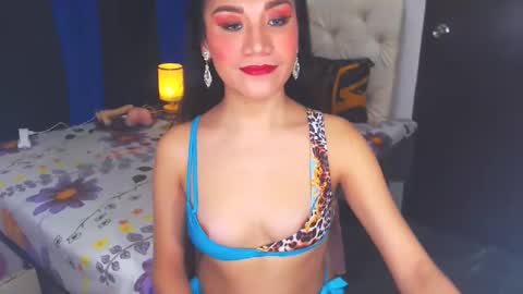 Snapshot of angelcumfallen chatting on February 2025 03:18:02 PM Angel online show from February 2025 03:18:02 PM