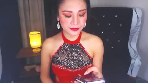 Snapshot of angelcumfallen chatting on February 2025 01:59:01 PM Angel online show from February 2025 01:59:01 PM