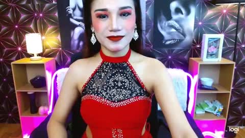 Snapshot of angelcumfallen chatting on March 2025 12:23:02 PM Angel online show from March 2025 12:23:02 PM