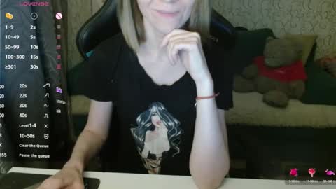 AngelCute32 online show from October 2025 02:40:02 PM