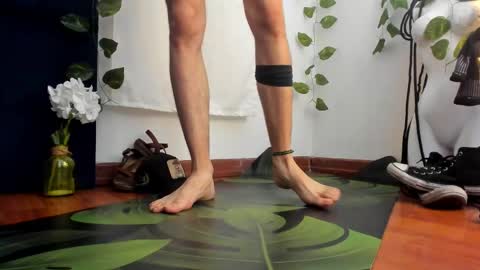 Snapshot of angeldamianart chatting on December 2025 07:53:01 PM angeldamianart online show from December 2025 07:53:01 PM