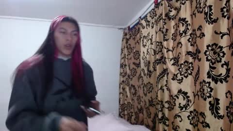 angele online show from January 2025 03:11:01 AM