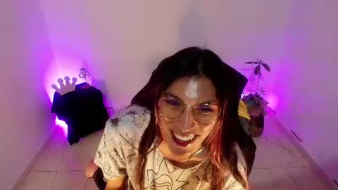 angele online show from July 2026 06:17:01 PM