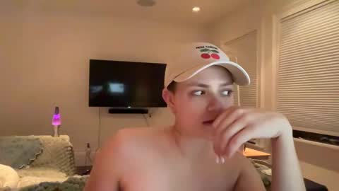 Snapshot of angeleleven11 chatting on February 2025 06:44:01 AM angeleleven11 online show from February 2025 06:44:01 AM