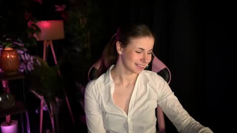 Angel online show from May 2026 07:59:02 AM